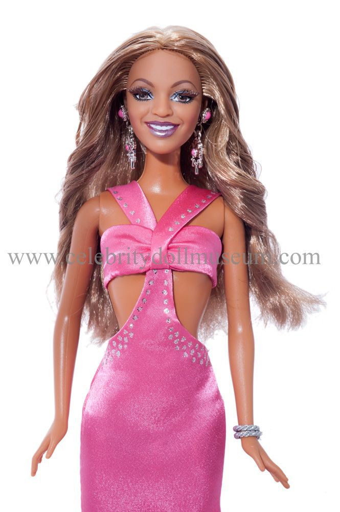 Beyoncé – Celebrity Doll Museum