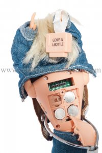 christina aguilera singing doll