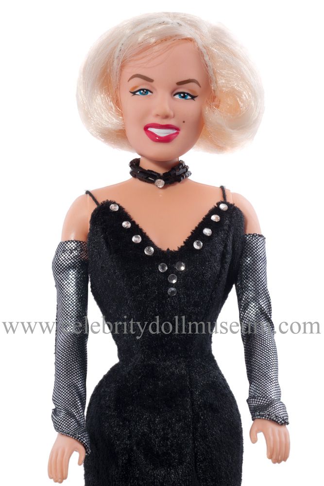 marilyn monroe collector series dolls
