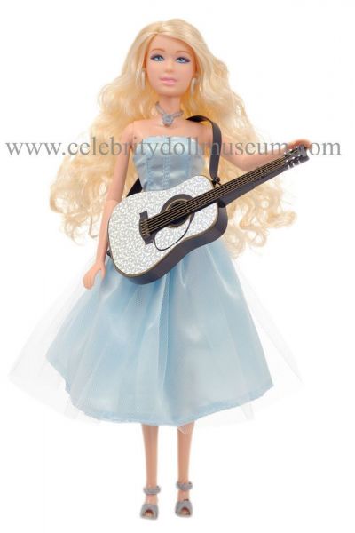 taylor swift bobblehead doll