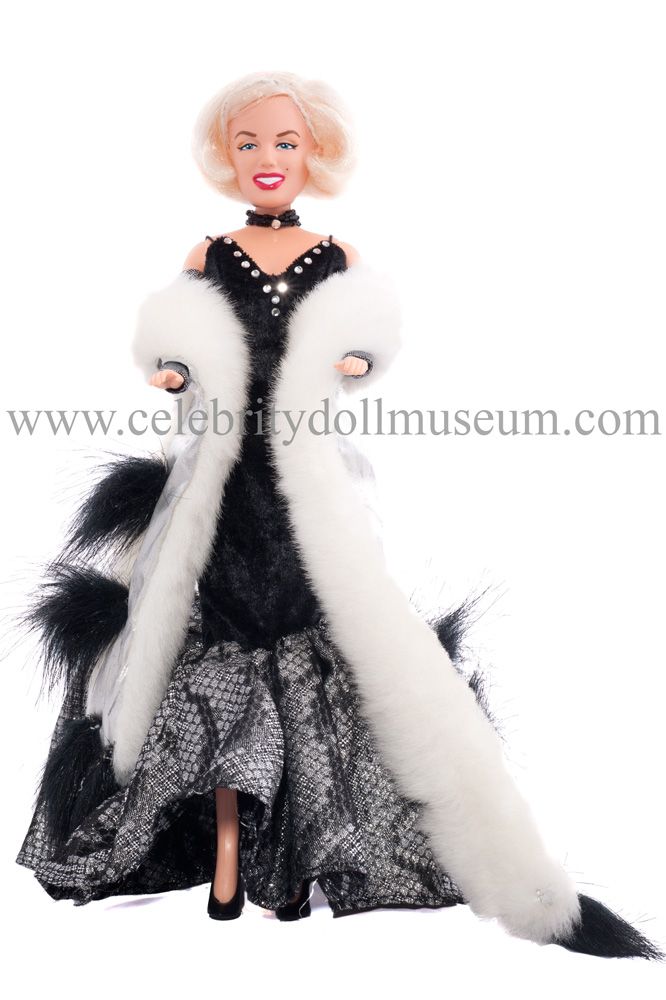 Marilyn Monroe - Celebrity Doll Museum