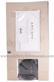 Robin Wright doll box insert back